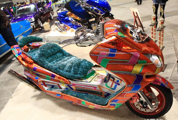 Lowriders Moped